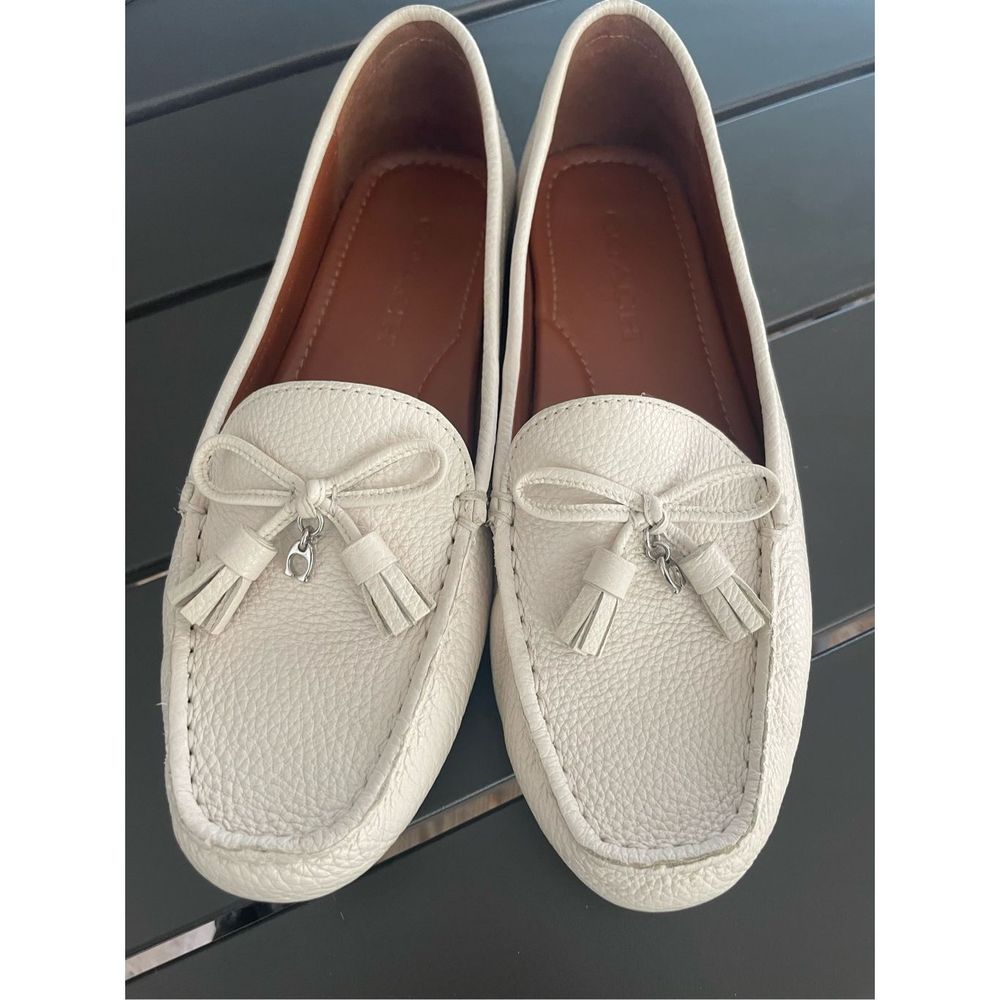 Coach Gia Women’s Flat Slip on Loafers Driver Moccasins Tan Leather Size 7 B